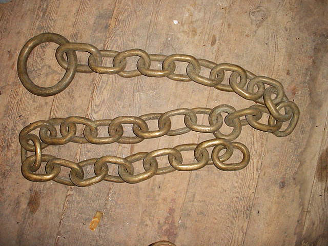 7′ Heavy brass chain Image