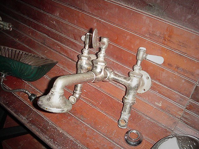 Utility sink faucet Image